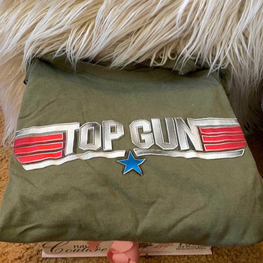 Top gun tshirt